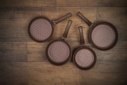 Imagem de Conjunto de Panelas D'ITÁLIA 10 peças Disegno Marrom Teflon