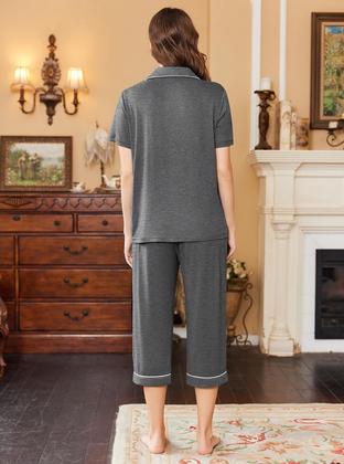 Imagem de Conjunto de pijamas Ekouaer Capri para mulheres cinza escuro tamanho M