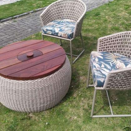 Imagem de Conjunto de Poltronas em Corda Náutica Jasmin - 2 Poltronas + Mesa com Champanheira - Tecido Palmares Petróleo