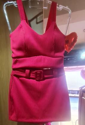 Imagem de Conjunto De Short Saia Canelado Na Cor Rosa Chiclete Tamanho M