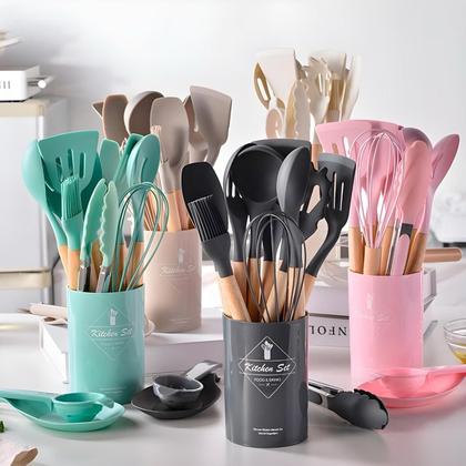 Imagem de Conjunto De Utensílios Com Suporte De Plástico12 Peças Luatek LCC-2320LITE