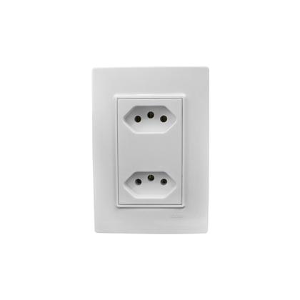 Imagem de Conjunto Espelho Monobloco 4x2 2 Tomadas Separadas 20A 250V Com Suporte Linha Vivaz - Ilumi - 78121