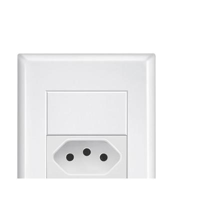 Imagem de Conjunto Fame Evidence 4X2 Branco Com Placa (1Tomada 10A)