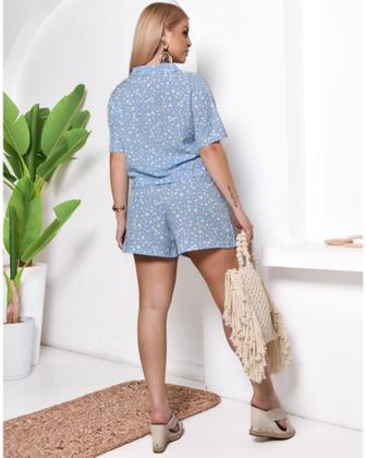 Imagem de Conjunto Feminino de Camisa com Botões e Shorts Com Bolso Confortável