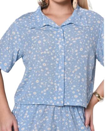 Imagem de Conjunto Feminino de Camisa com Botões e Shorts Com Bolso Confortável