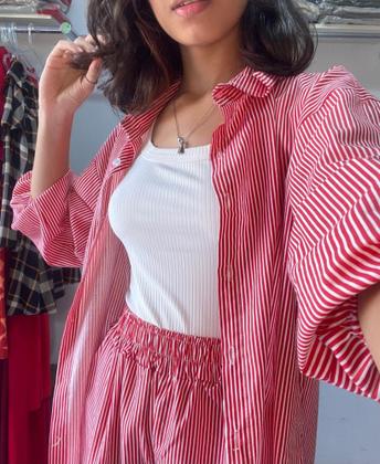 Imagem de conjunto feminino de short e camisa