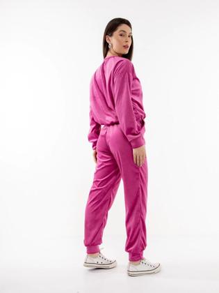 Imagem de Conjunto Feminino de Veludo Plush com Calça Jogger CON-0050