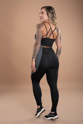 Imagem de Conjunto Fitness Feminino Calça Legging Cintura Alta Detalhe Recorte E Top Cropped Trançado Costas Academia F7 NEW STYLE