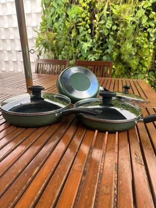 Imagem de Conjunto Frigideiras 3 Peças Antiaderentes com Tampa.