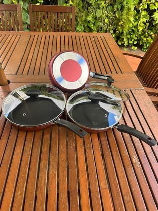 Imagem de Conjunto Frigideiras 3 Peças Antiaderentes com Tampa.