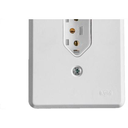 Imagem de Conjunto Ilumi Pratika Com Placa 1 Tomada 2P+T. 10A. - 19140