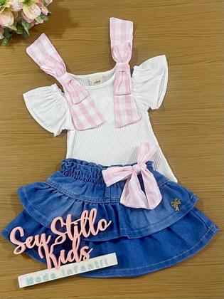 Imagem de Conjunto Infantil Animê Verão Saia Jeans e Blusa Laços Rosas