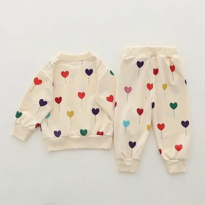 Imagem de Conjunto Infantil de Calças e Blusa de Manga Comprida - Estampa Balão Amor - Primavera/Outono