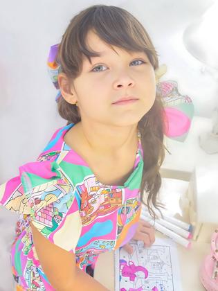 Imagem de Conjunto Infantil Inspirado nos Livros para Colorir - Blusa e Short