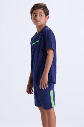 Imagem de Conjunto Infantil Masculino de Verão com Tela