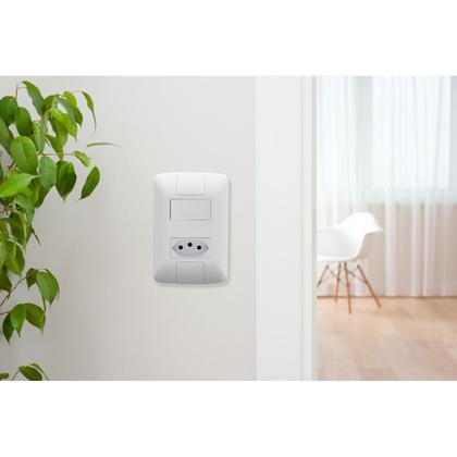 Imagem de Conjunto Interruptor 1 Tecla Simples e Tomada 10A 4x2 Tramontina Aria Branco