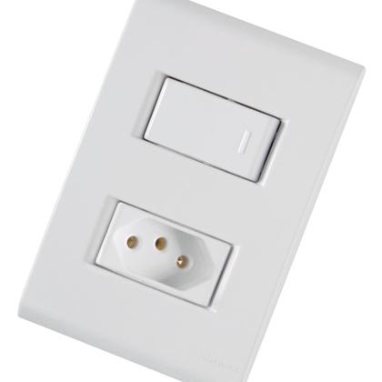 Imagem de Conjunto Interruptor Com Tomada 10A Tramontina Liz C/ 3 Unidades