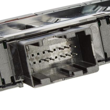 Imagem de Conjunto Interruptor Painel Fiorino 2015 a 2020 com Pisca Alerta Desembaçador Controle Tração - Kostal 10134057