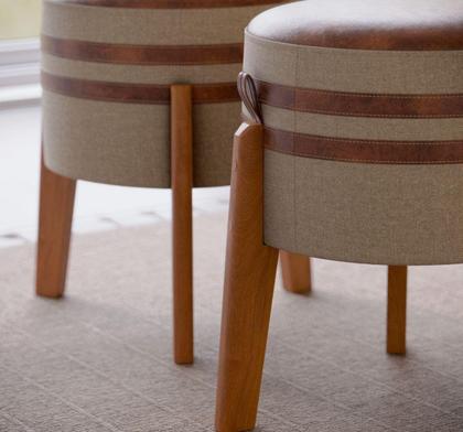 Imagem de Conjunto kit 2 Puff Banqueta Linho e Couro Pix Bege