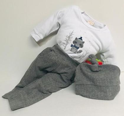 Imagem de Conjunto Luxo Bebe Menino Suedini Body + Touca Enxoval 269