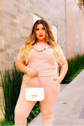 Imagem de Conjunto Malha Crepe Frio Blusa + Calça Com Bolso Plus Size
