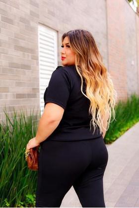 Imagem de Conjunto Malha Crepe Frio Blusa + Calça Com Bolso Plus Size