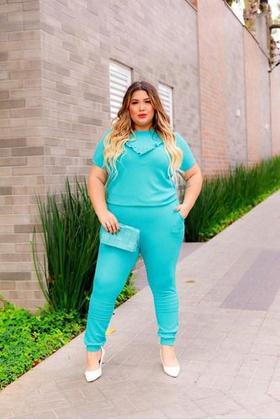 Imagem de Conjunto Malha Crepe Frio Blusa + Calça Com Bolso Plus Size