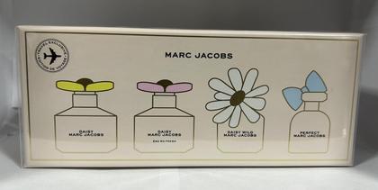Conjunto Mini Perfume Marc Jacobs Daisy 4ml 4 Peças para Mulheres