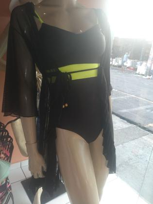 Imagem de Conjunto moda praia com saida