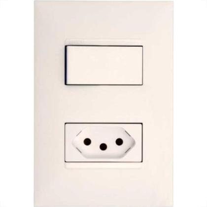 Imagem de Conjunto Pial Plus+ 4X2 Branco Com Placa(1Simples+Tomada 20A) 615073Bc