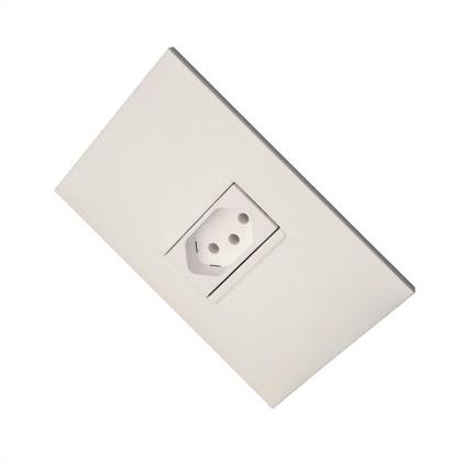 Imagem de Conjunto Pial Plus+ Branco Com Placa 1 Tomada 10A. - 615080Bc