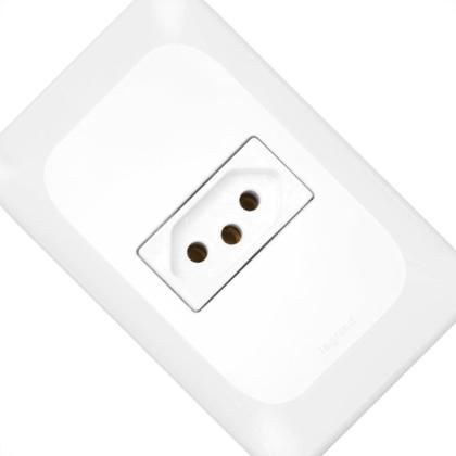 Imagem de Conjunto Pial Pop 4X2 Branco Com Placa (1Tomada 10A) Lgx030