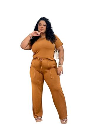 Imagem de Conjunto Plus Size Calça Bolso do Lado e Blusa Soltinho