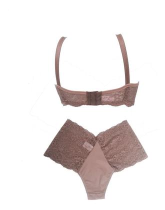 Imagem de Conjunto Plus Size Calcinha e Sutiã com Bojo Detalhe Latreal Larga em Renda Lingerie Grande