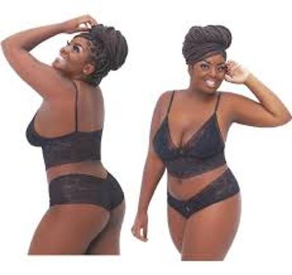 Imagem de Conjunto Plus Size De Renda Cropped + Calesson Plussize XGG