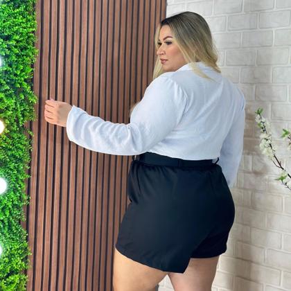 Imagem de Conjunto Plus Size Feminino Blusa Social e Short com Cinto