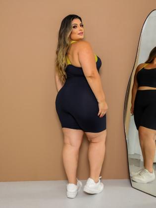 Imagem de Conjunto Plus Size Tecido Poliamida Para Treino Funcional Short E Top Academia Fitness Alça Elástica