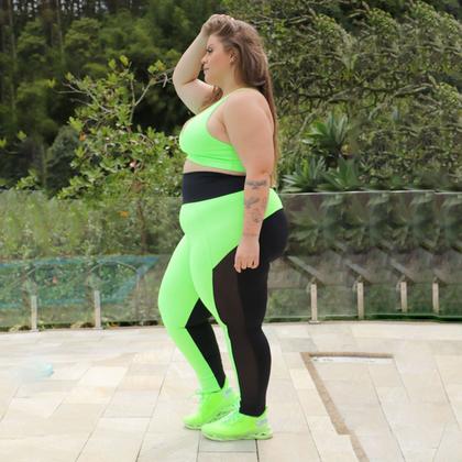 Imagem de Conjunto Plus Size verde Neon e Preto com Calça e Cropped