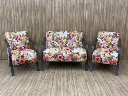 Conjunto Poltronas Braço Madeira Floral 66 México - Alpoim Imagem de Conjunto Poltronas Braço Madeira Floral 66 México