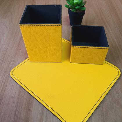 Conjunto Porta Lapis E Clips Apoio De Mouse Pad Escritório - Material Sintético - Apparatos Imagem de Conjunto Porta Lapis E Clips Apoio De Mouse Pad Escritório - Material Sintético