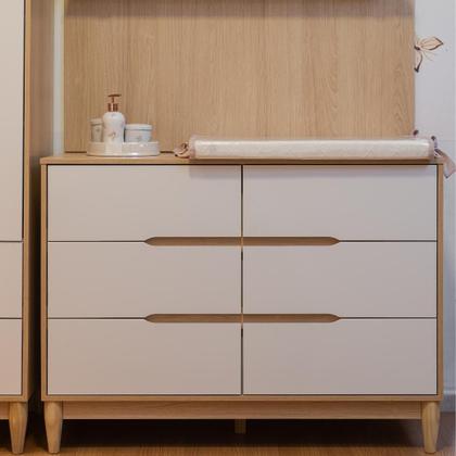 Imagem de Conjunto Quarto de Bebê Tomi Quater com Berço Americano 2 em 1 e Cômoda 6 Gavetas Branco com Carvalho em MDF