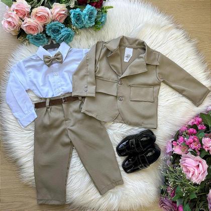 Imagem de Conjunto Social Terno com Blaizer Bege e Camisa Branca de Microfibra