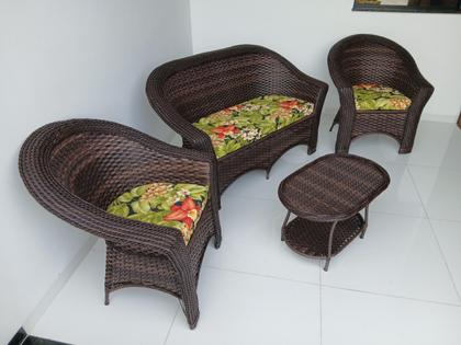 Imagem de Conjunto Sofá com Poltronas e Mesa Jardim Varanda Área Externa Fibra Sintética Piscina Pergolado Deck Madeira