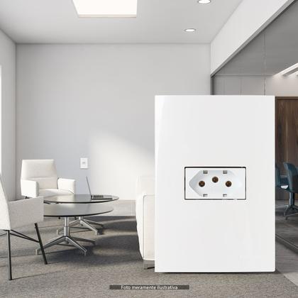 Imagem de Conjunto Tomada 4x2 2p+t 10a Branca Seek Margirius