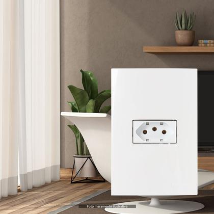 Imagem de Conjunto Tomada 4x2 2p+t 10a Branca Seek Margirius