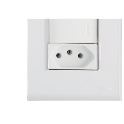 Imagem de Conjunto Tramontina Com Placa Liz Branca 2 Simples + Tomada 2P+T. 10A. - 57170/073