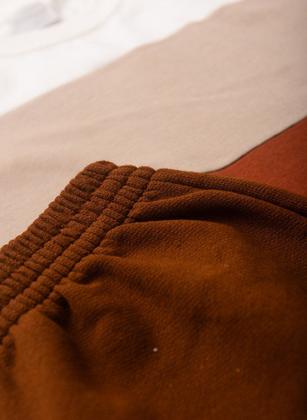 Imagem de Conjunto Verão Menino Infantil Natural Camiseta e Bermuda Recortes