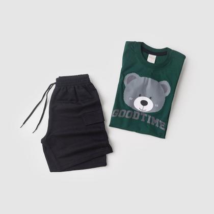 Imagem de Conjunto Verão Menino Verde Camiseta e Bermuda Com Lapela Urso