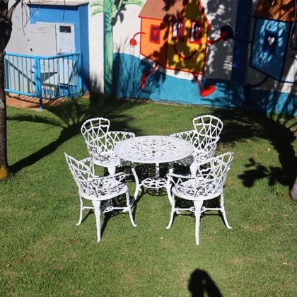 Imagem de Conjunto Viena Infantil Mesa Com 4 Cadeiras Pequenas Aluminio Fundido