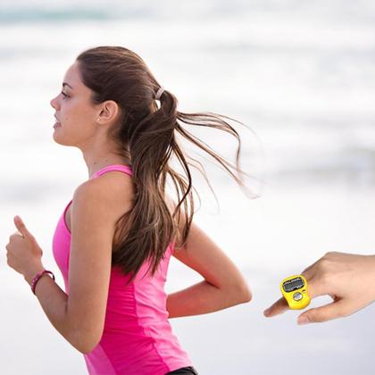 Imagem de Contador de dedos eletrônico TESEAS Mini LCD de 5 dígitos, pacote com 5